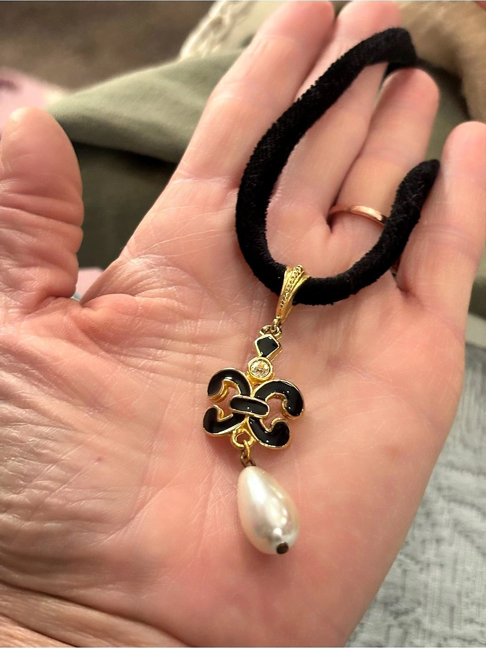 Black velvet Cord Pendant Necklace